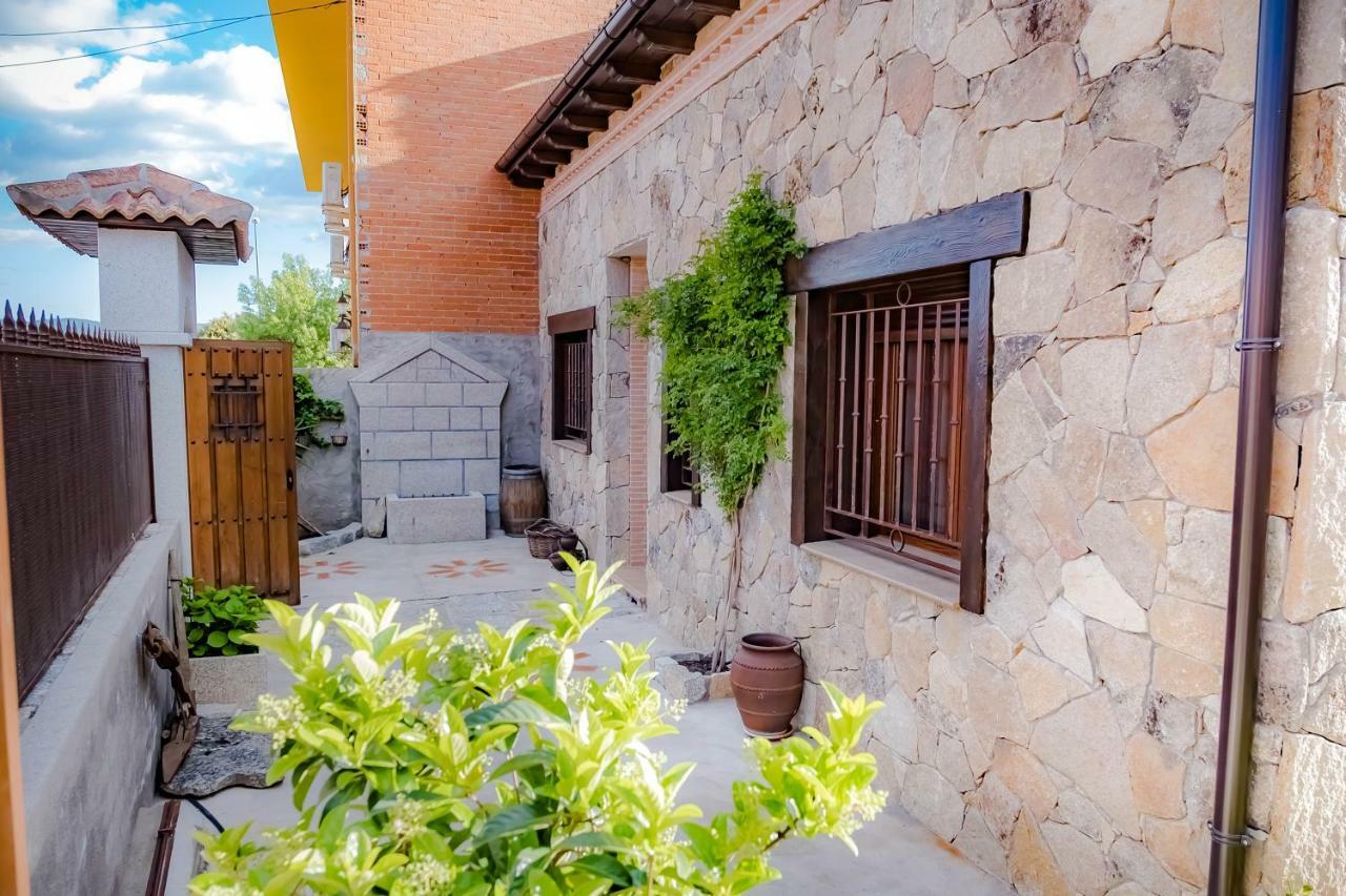 Casa Los 5 Canos Sotillo de la Adrada Extérieur photo