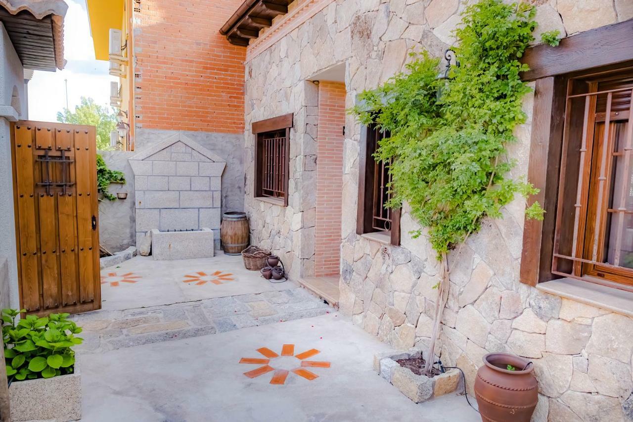 Casa Los 5 Canos Sotillo de la Adrada Extérieur photo